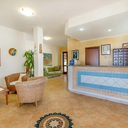 Hotel Biderrosa 3*