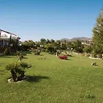 Biderrosa فندق كالا ليبيروتو