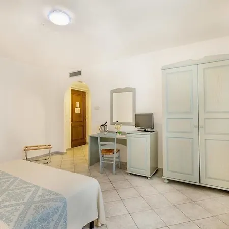 Biderrosa Hotel Cala Liberotto